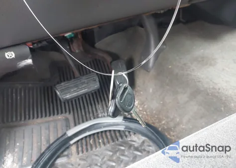 2005 Chevrolet Silverado 1500 Ls from USA, damaged, VIN 2GCEC13T051400158